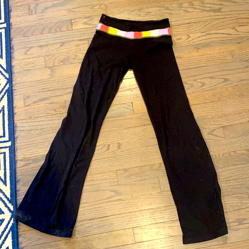 Lulu lemon bell bottom yoga pants with multi- colored waist band